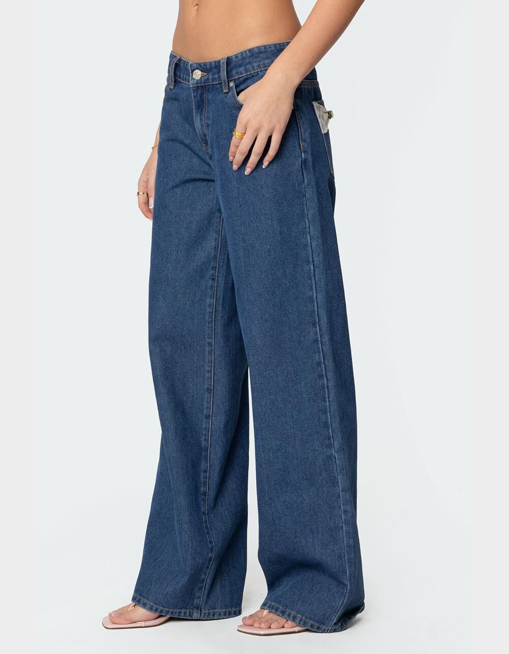 EDIKTED Lacey Pocket Low Rise Jeans