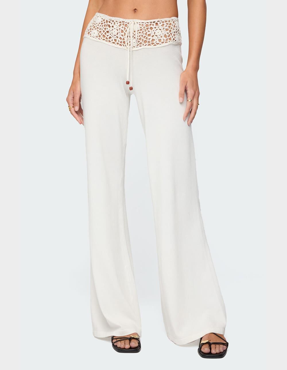 EDIKTED Kirsty Crochet Waist Knit Pants