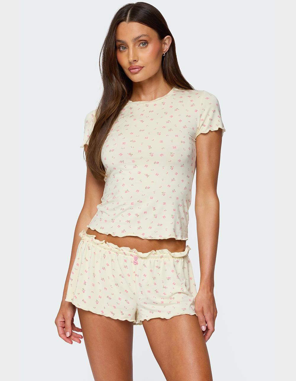 EDIKTED Florence Floral Tee