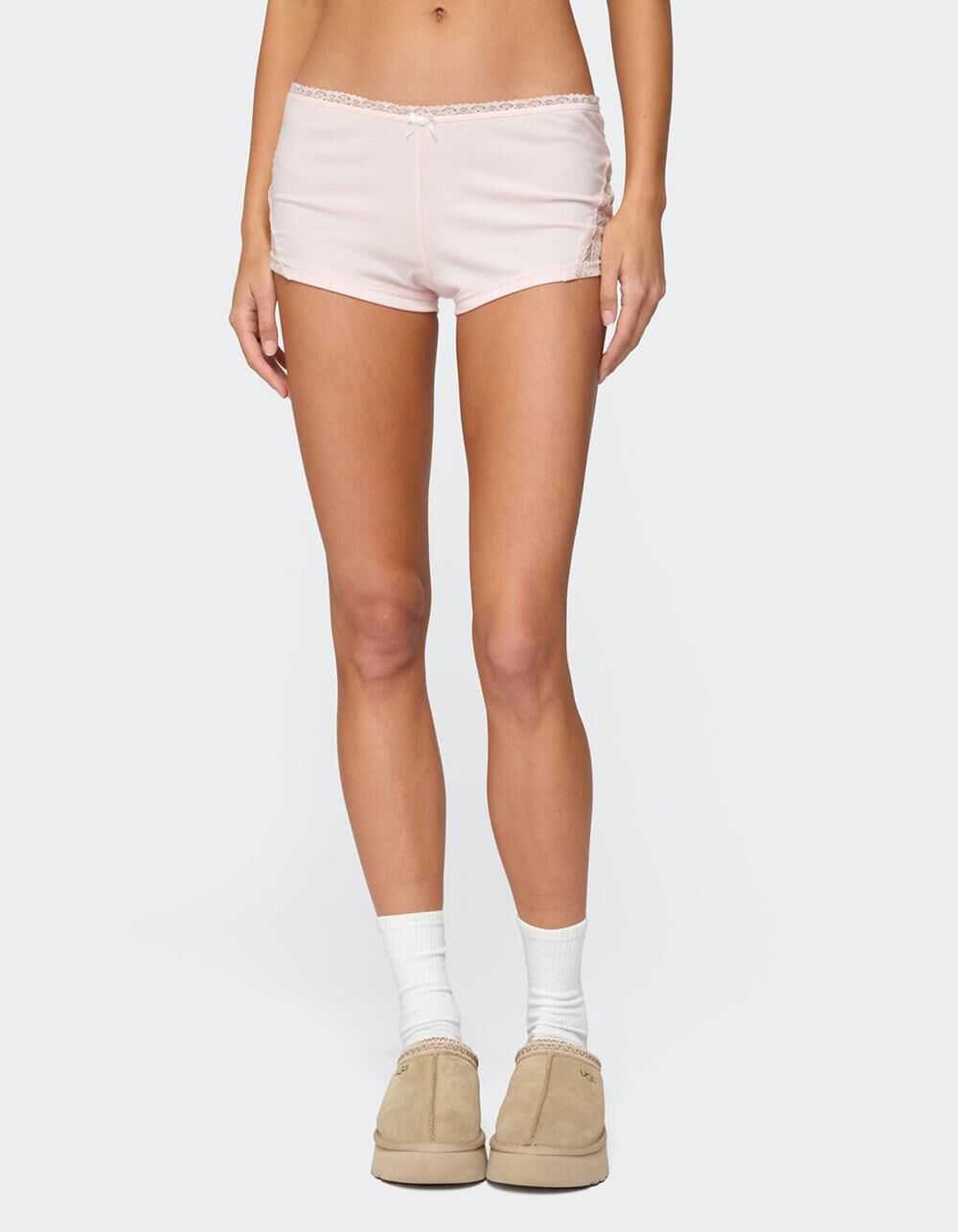 EDIKTED Arcadia Lacey Shorts