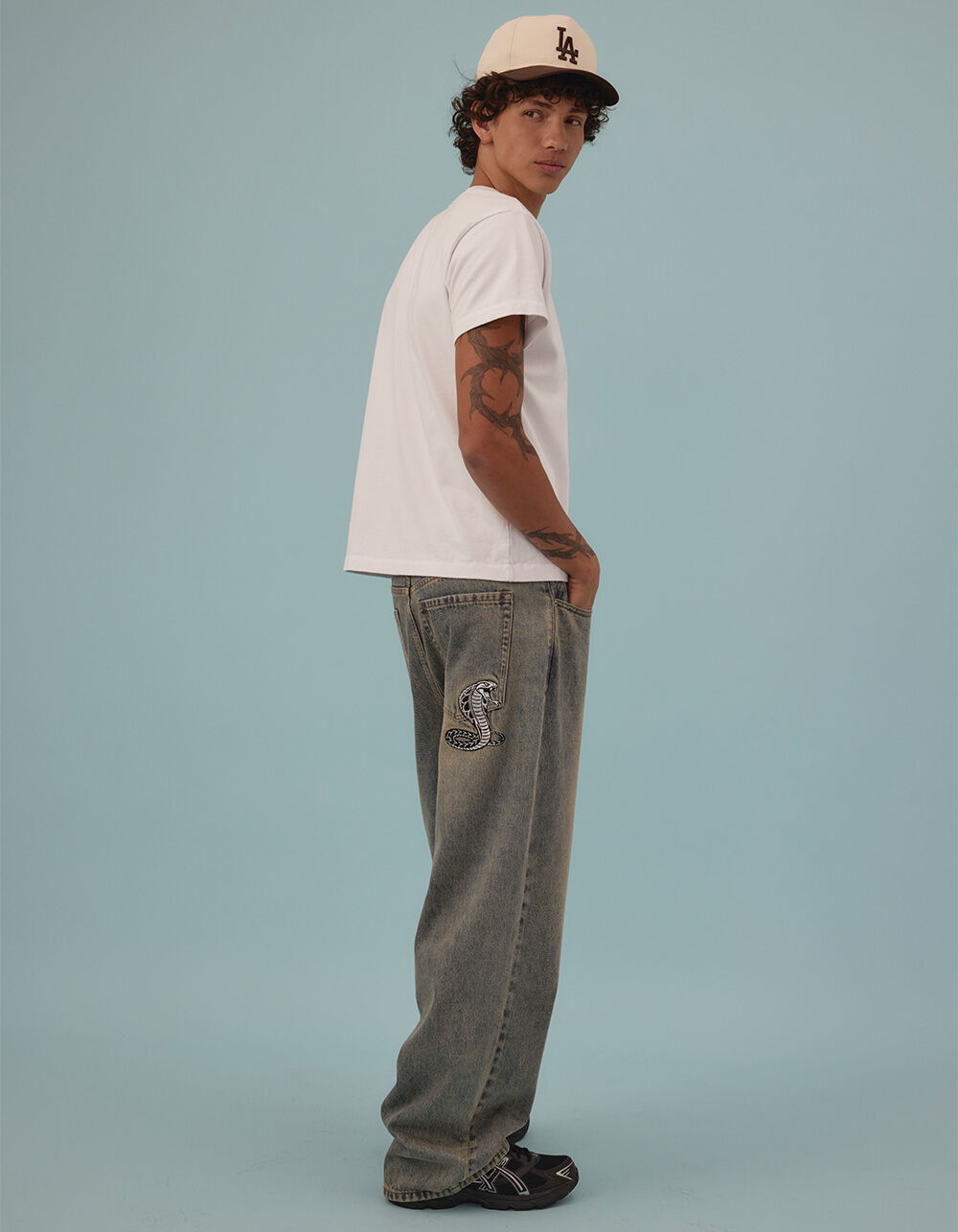 RSQ Mens Embroidered Extra Baggy Jeans