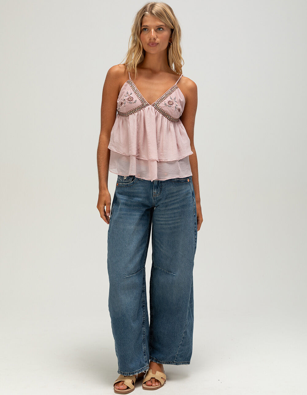 BDG Urban Outfitters Kayla Cocoon Womens Low Rise Barrel Jeans