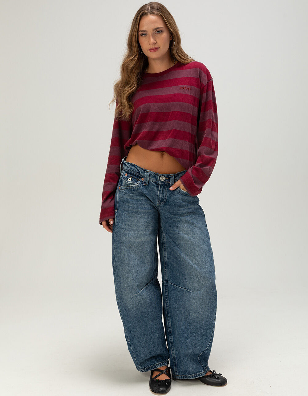 BDG Urban Outfitters Kayla Low Rise Cocoon Womens Jeans