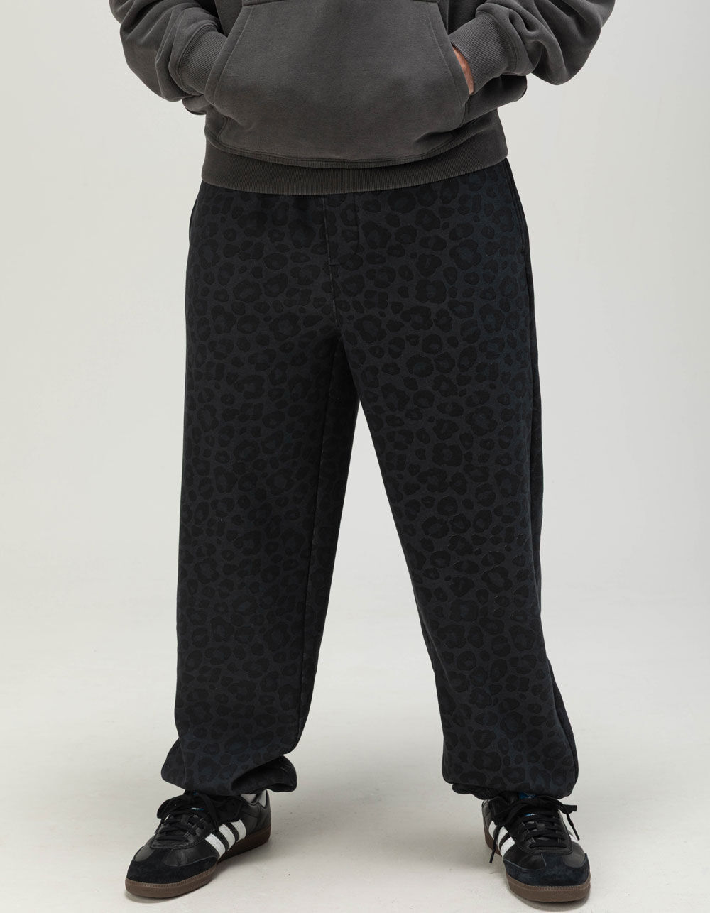 RSQ Mens Leopard Print Baggy Sweatpants