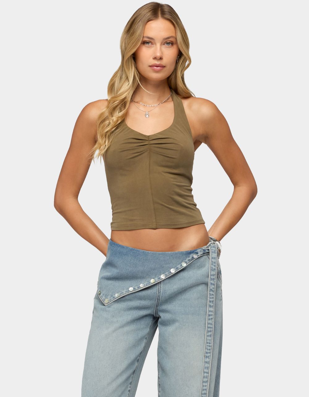 EDIKTED Montanah Pleated Halter Top
