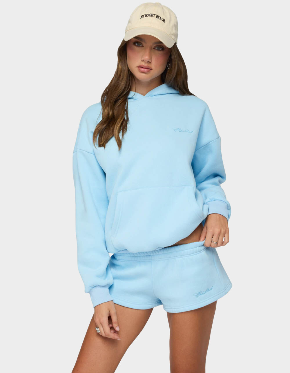 EDIKTED Basic Girl Oversized Edikted Hoodie
