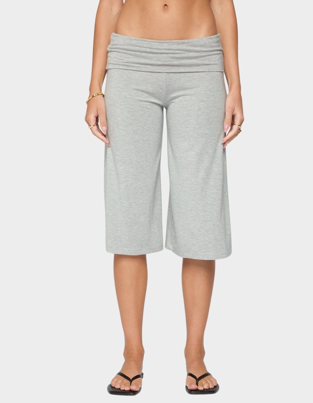 EDIKTED Shirly Wide Leg Foldover Capri Pants